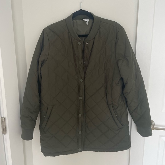 Simon’s Quilted Bomber jacket - Picture 2 of 3